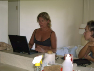 checking hotmail in kauai