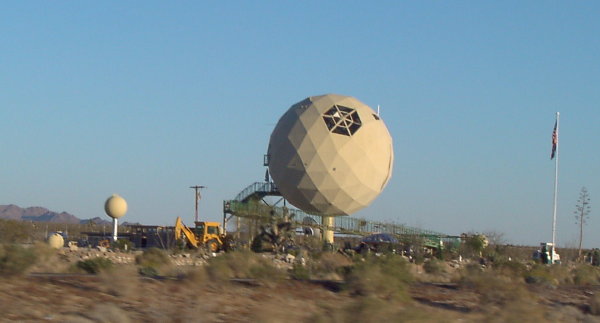 roswell house from 2001